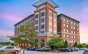 Cambria Suites Madison 3*